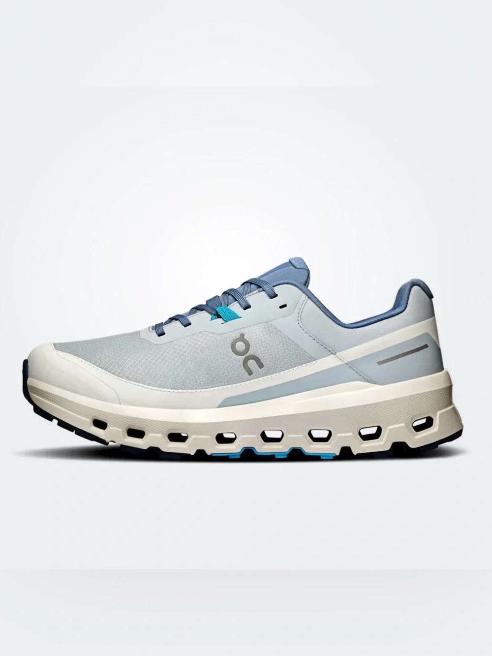 Oncloud Cloudvista 2 Waterproof Sneakers Size 8 in Color Arctic/Ivory
